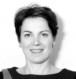 cette photo représente le visage de Céline Jung votre coach professionnel